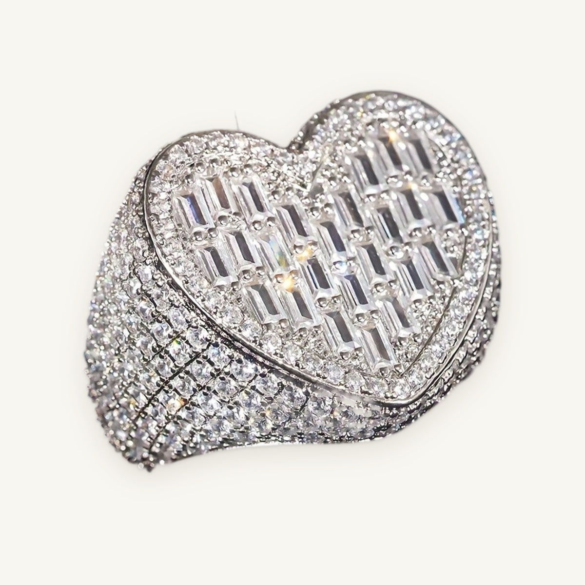 Iced Heart Ring in silver tone, OMBI AMOR 01