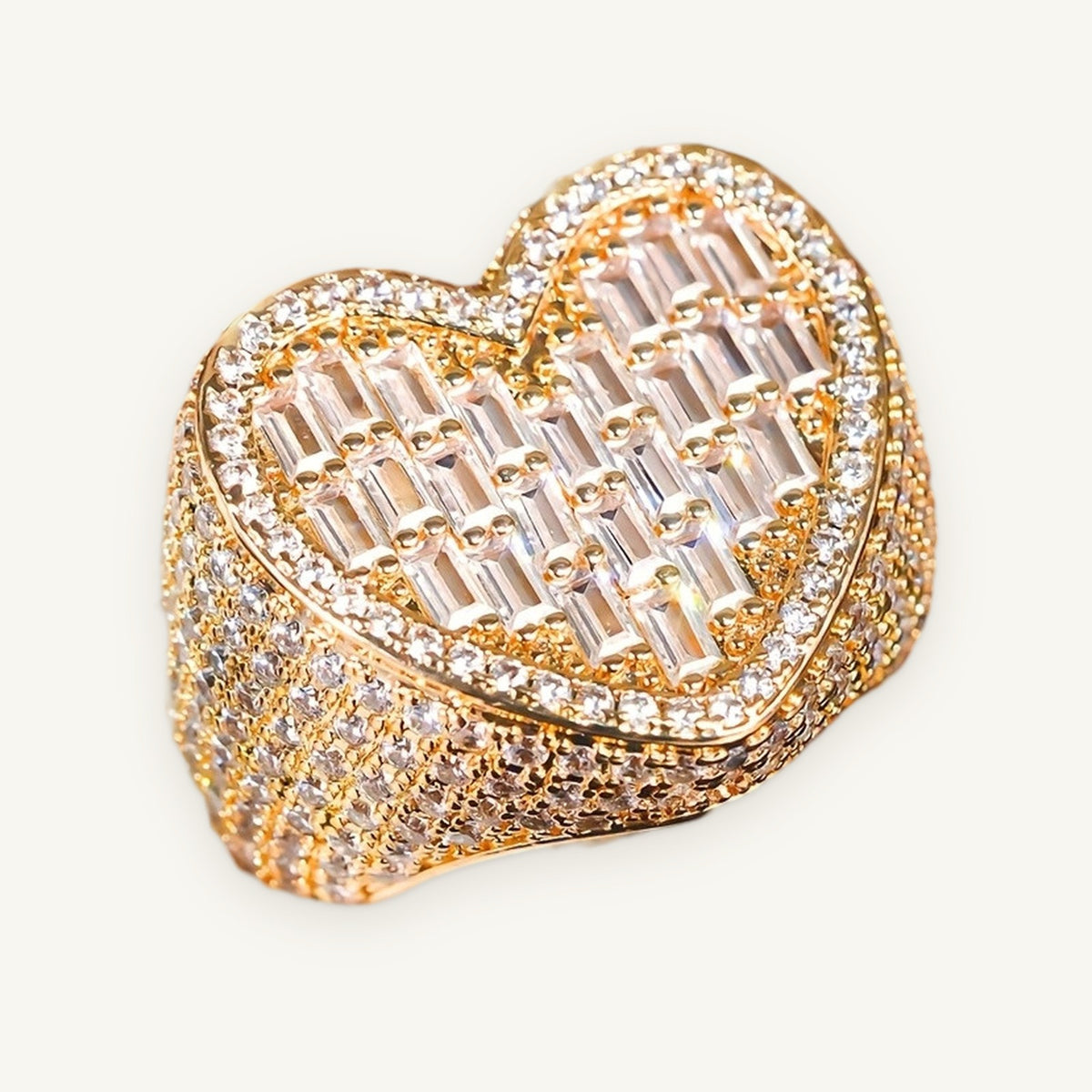 Iced Heart Ring in gold tone, OMBI AMOR 01